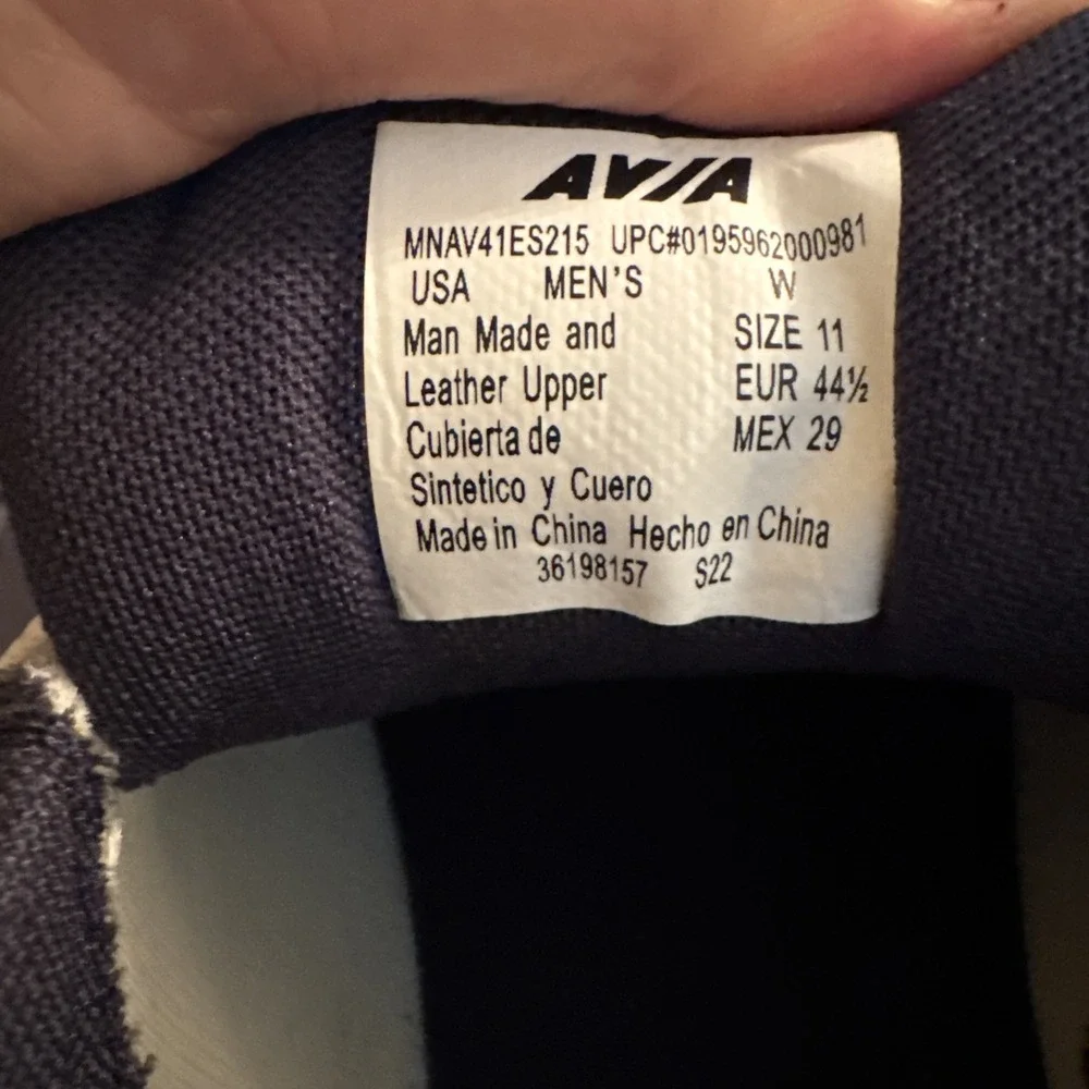 Avia Men's Leather Walking Shoes Size 11 W Memory Foam Lace-up Lightweight